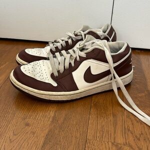 Nike air jordans